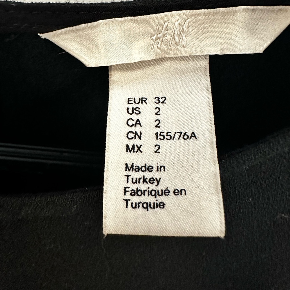 Blouse - Picture 2 of 2